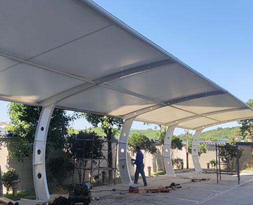 湖南衡陽(yáng)膜結(jié)構(gòu)車(chē)棚案例